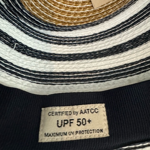 Eric Javits Straw Striped Bucket Hat - Picture 5 of 5